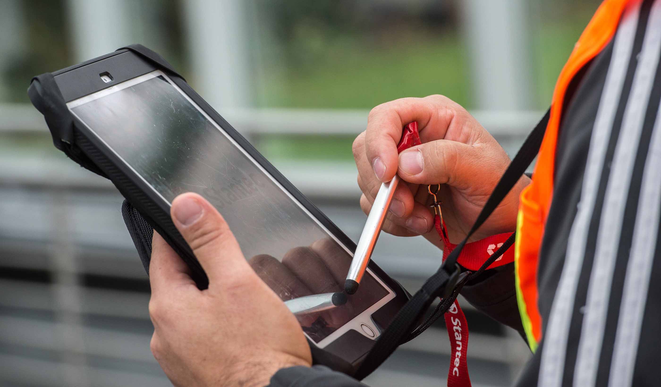 Harnessing the power of mobile GIS apps to simplify field work and save time, money
