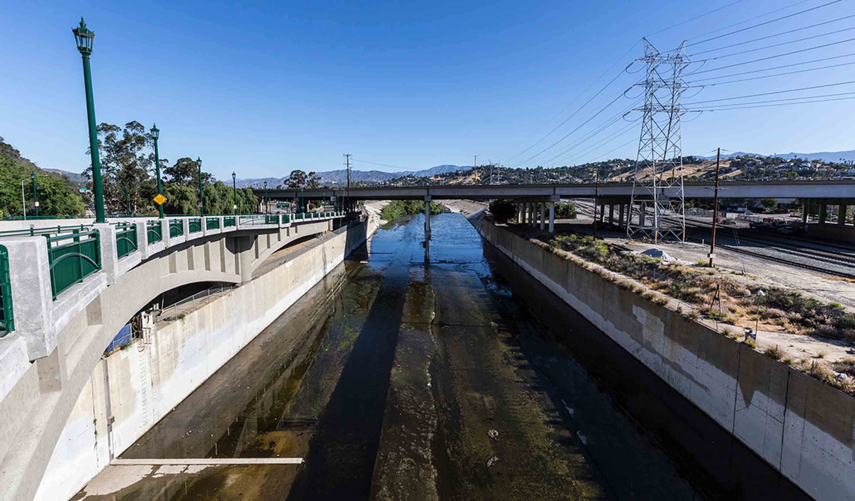 Water reuse and river flows: What can we learn from the LA River?