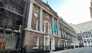 What are the steps for designing new communities in England?