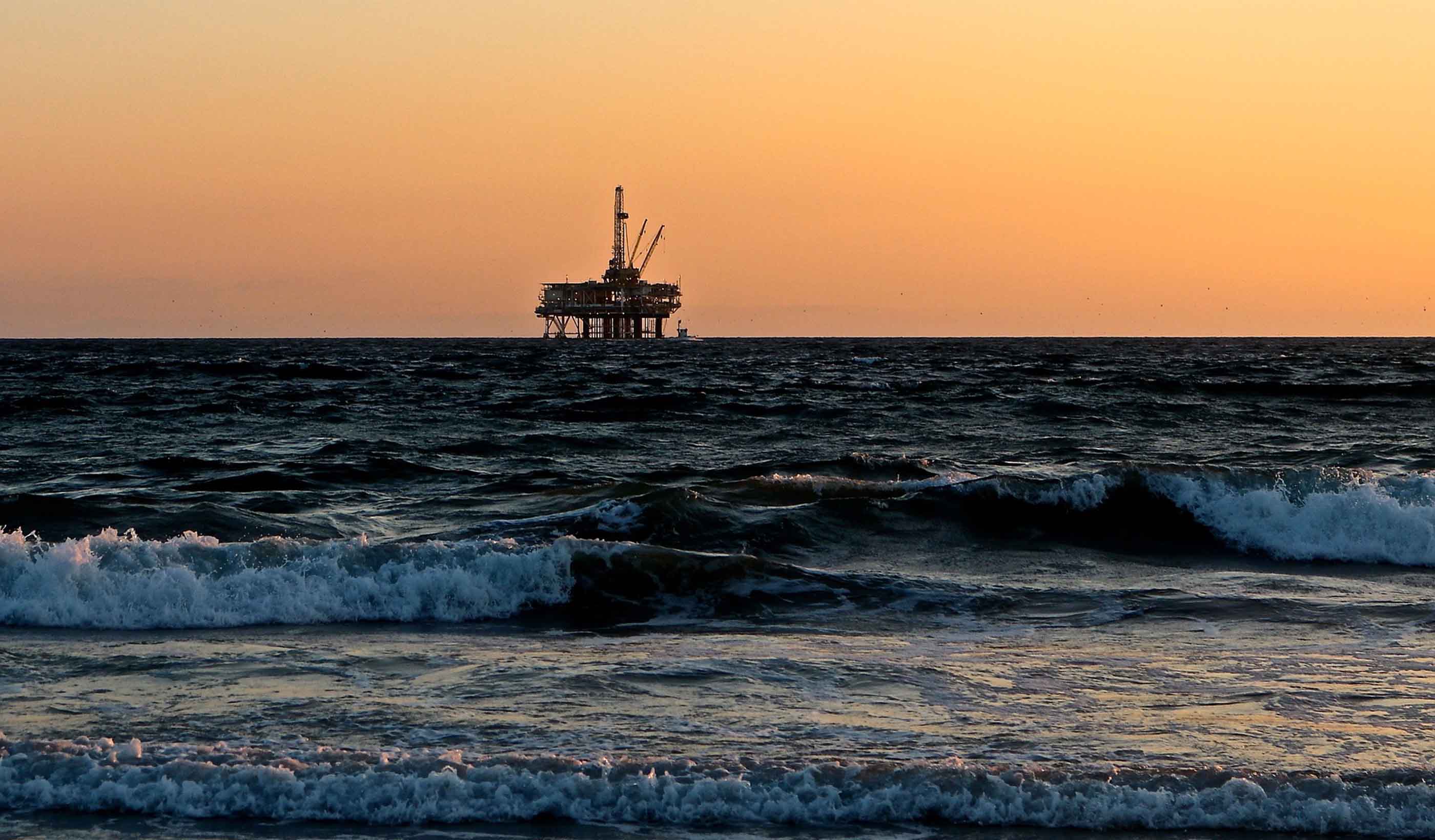 Petroliera iraniana affondata nel Mar Cinese: come affrontare la bonifica