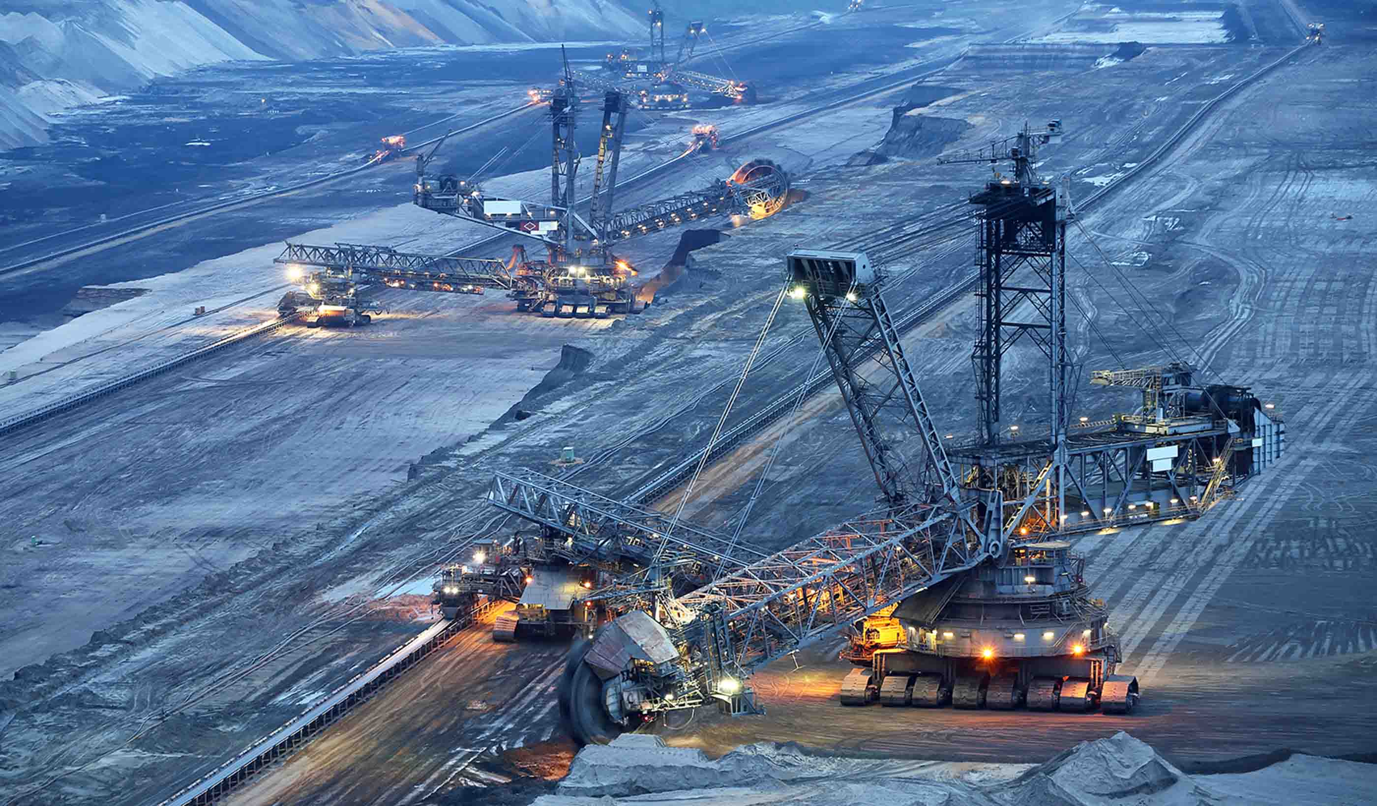 Stantec y la ingeniería eléctrica: El eje que sustenta la operación minera