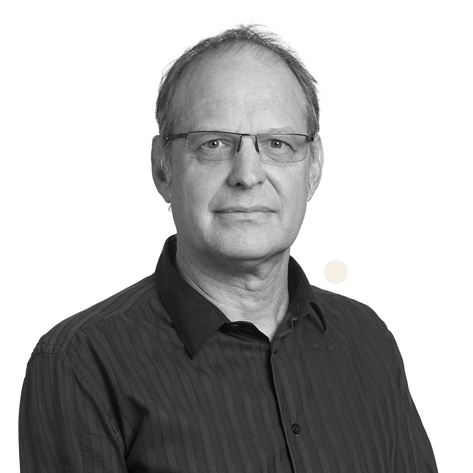 David White - Facebook, Instagram, Twitter [Profiles]