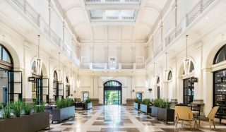 COMO The Treasury Hotel